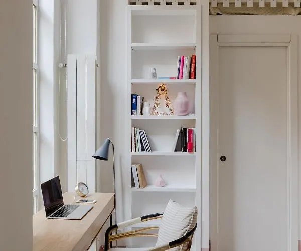 The Secret Loft Garden Apartment Rom